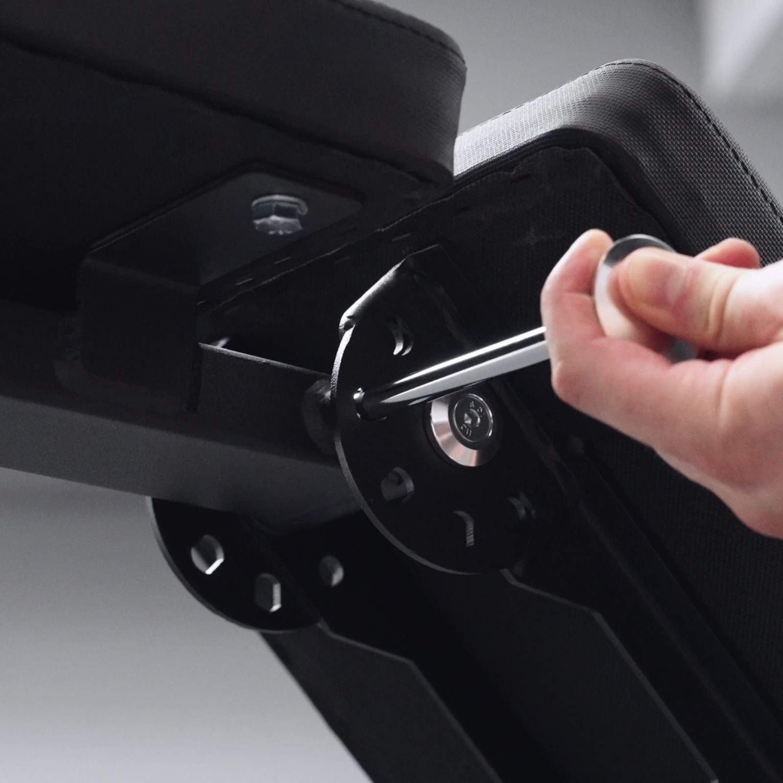 BASTET™ 2.0 Adjustable FID Bench