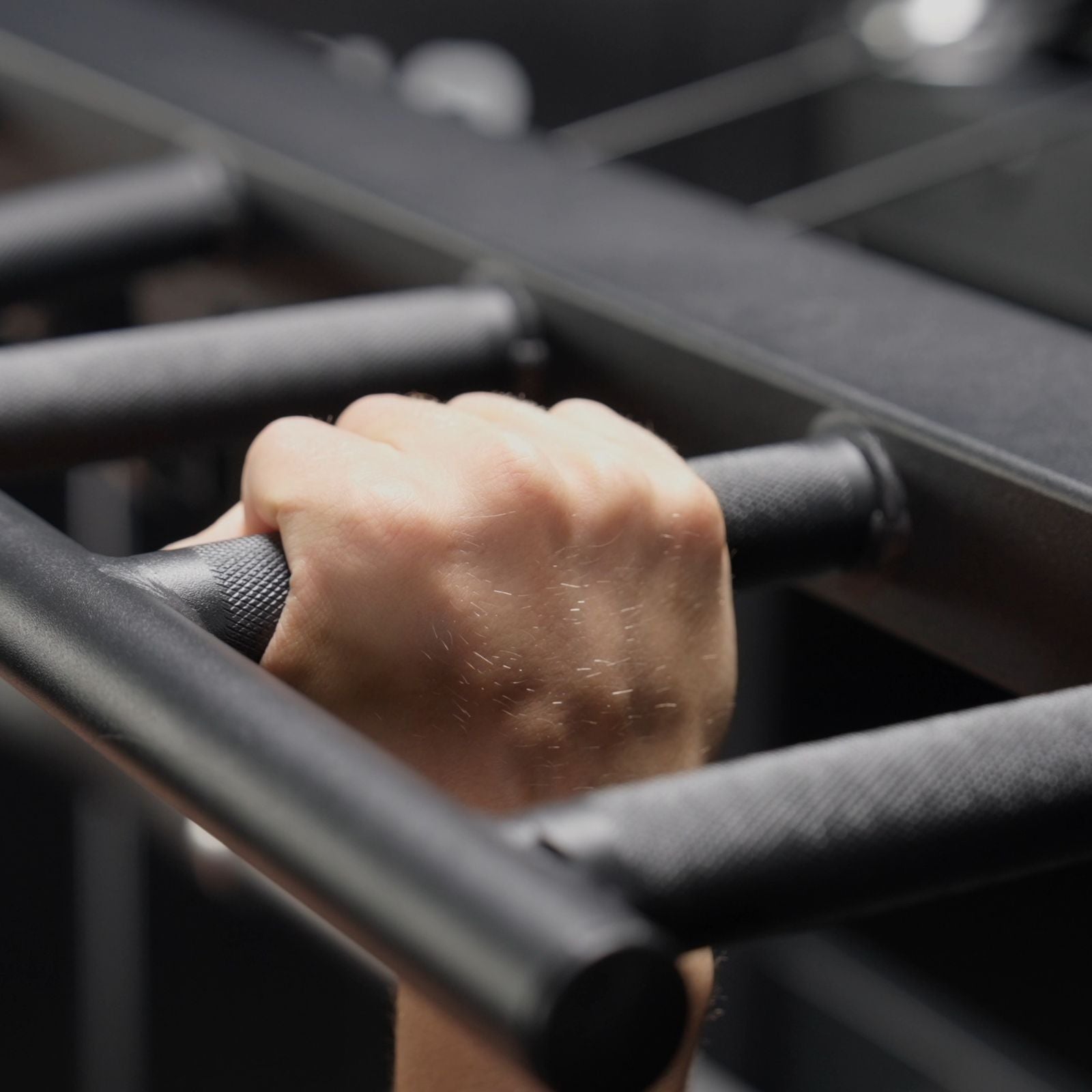 Entrenador funcional FALCON™ con sistema de relación de cable intercambiable