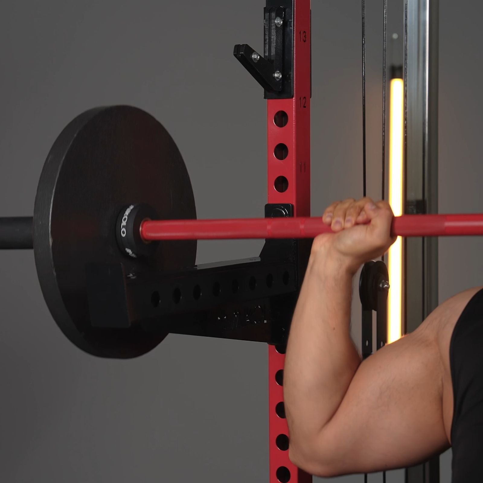 HR05-ULTRA Half Rack Functional Trainer