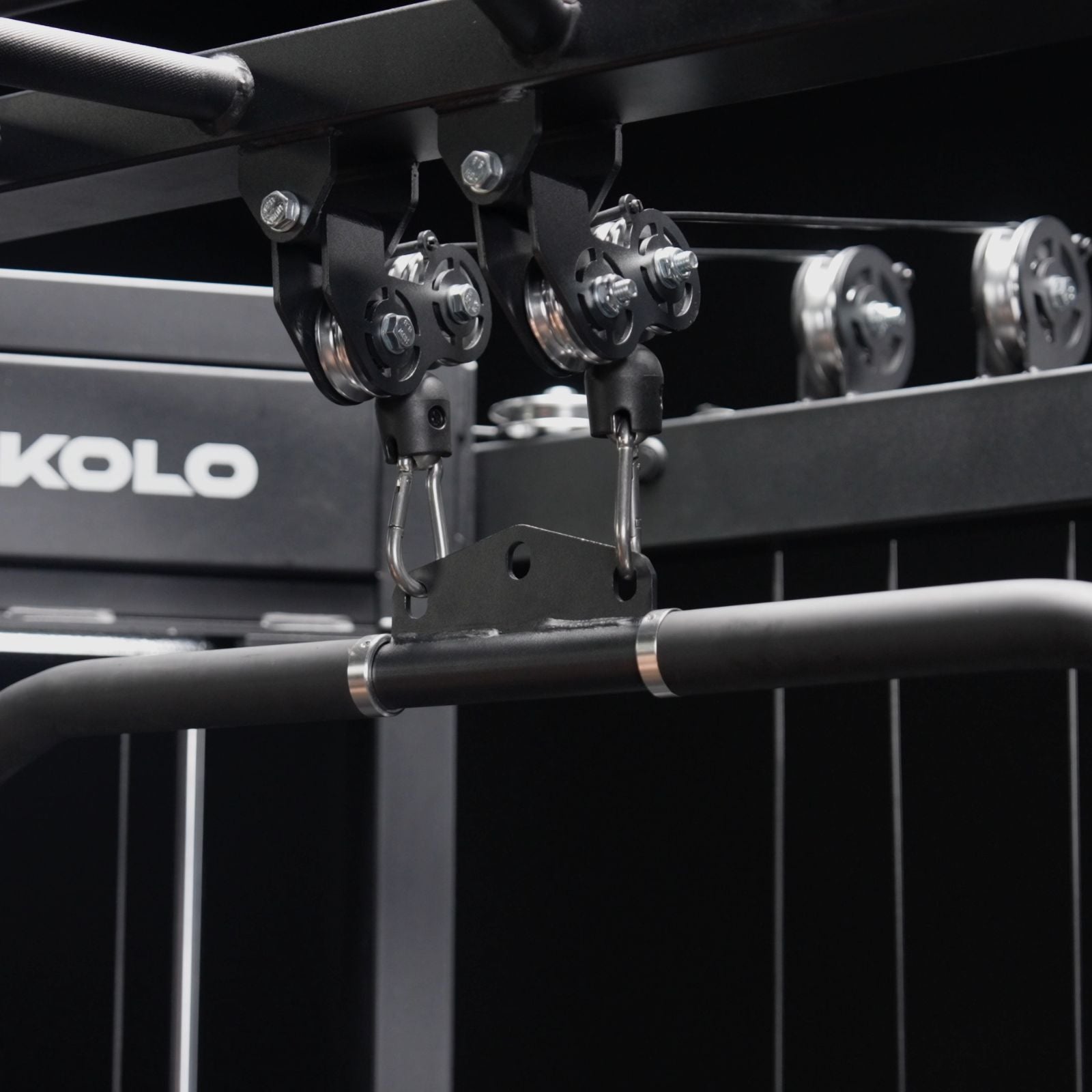 Entrenador funcional FALCON™ con sistema de relación de cable intercambiable