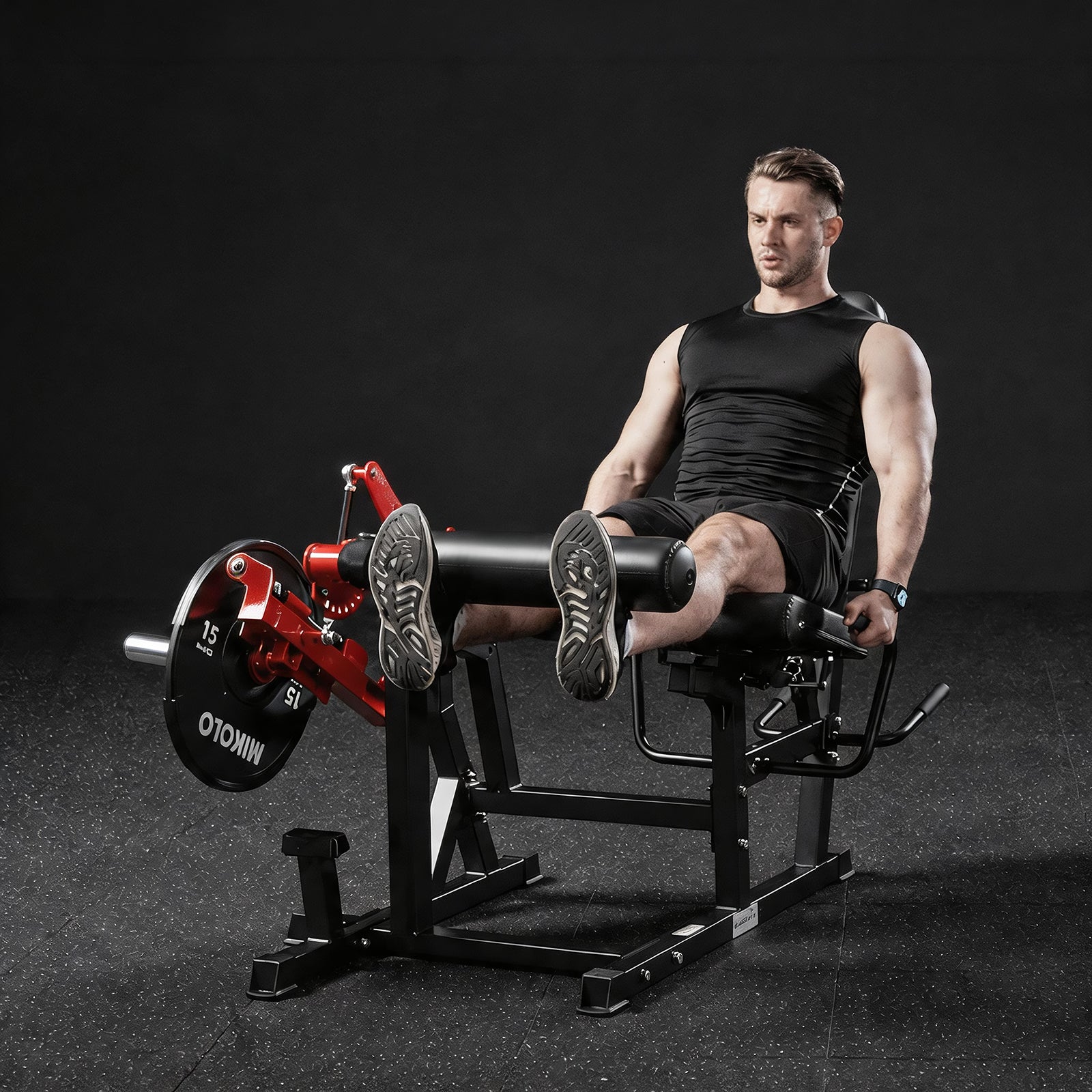 NOVA™ Leg Extension and Prone Leg Curl Machine